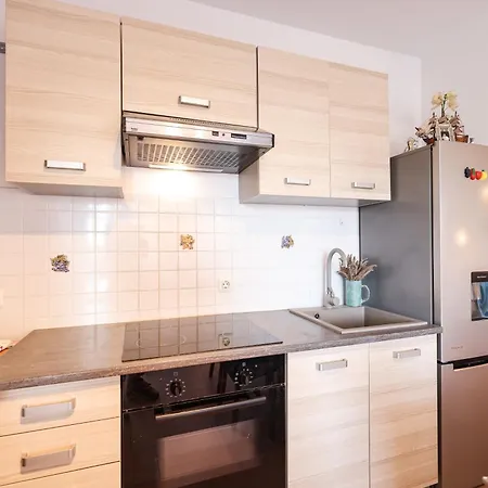 One Bedroom 50m From The Sea * Kožino